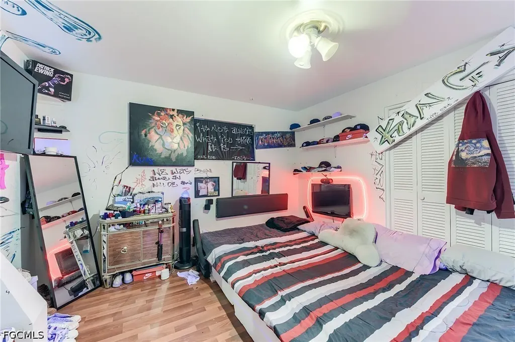 16910 -16912 Juanita Avenue Fort Myers FL 33908