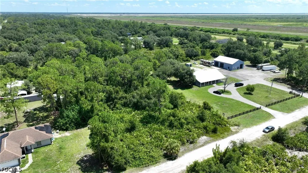 7654 20th Place Labelle FL 33935