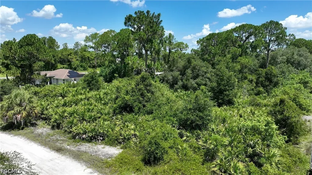 7654 20th Place Labelle FL 33935