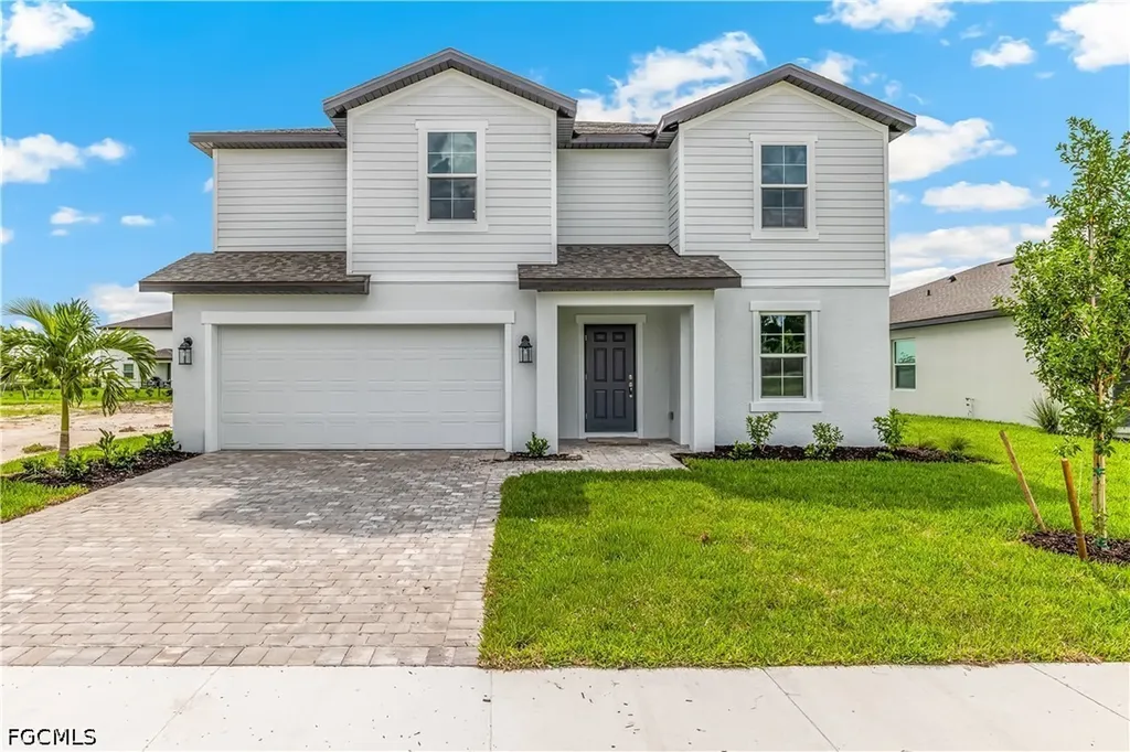 266 Lakeside Breeze Way Lehigh Acres FL 33936