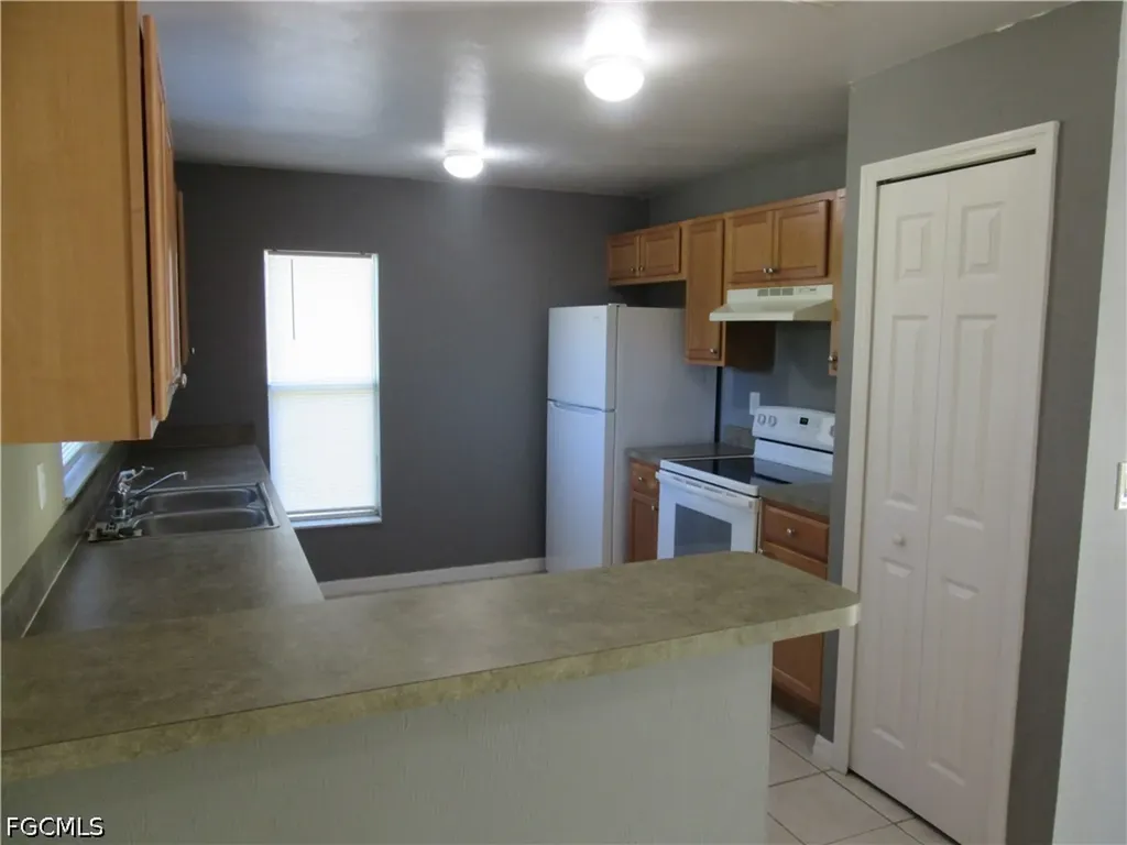 922 Eisenhower Boulevard Lehigh Acres FL 33974