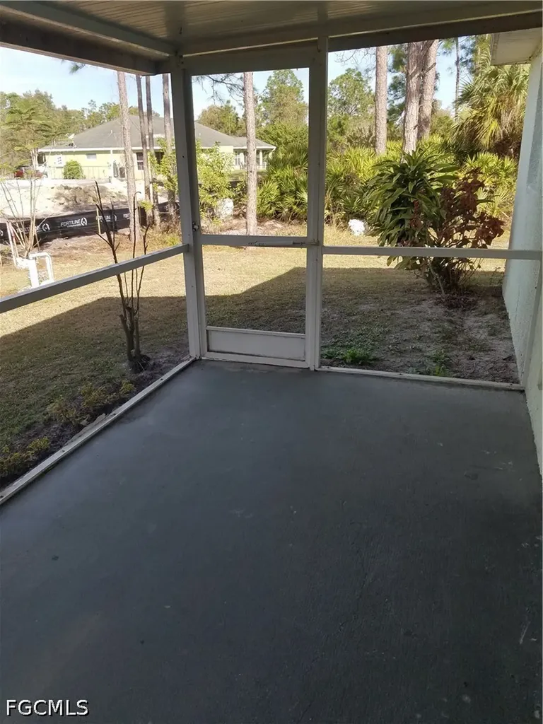 922 Eisenhower Boulevard Lehigh Acres FL 33974
