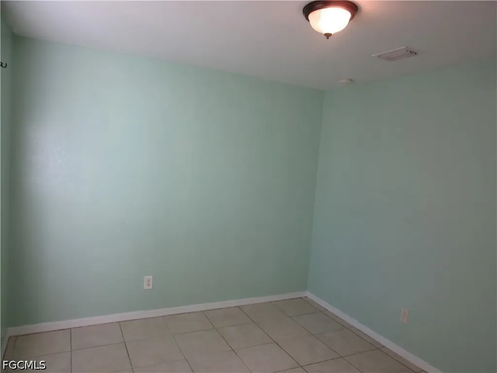 922 Eisenhower Boulevard Lehigh Acres FL 33974