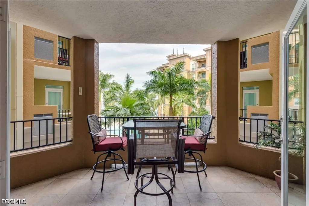 2825 Palm Beach Boulevard Fort Myers FL 33916