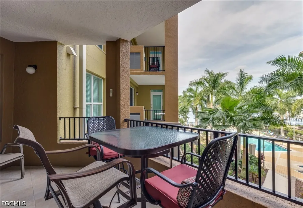 2825 Palm Beach Boulevard Fort Myers FL 33916