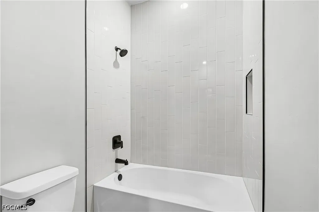 331 Nicholas Parkway E Cape Coral FL 33990