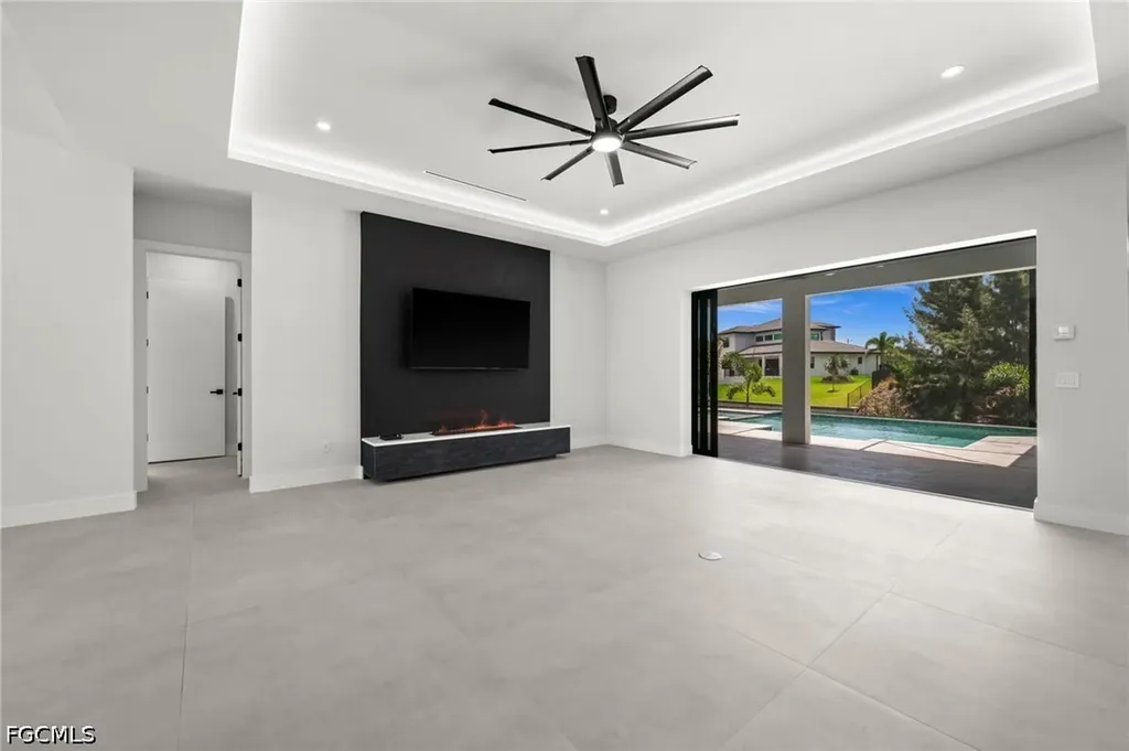 2833 SW 17th Place Cape Coral FL 33914