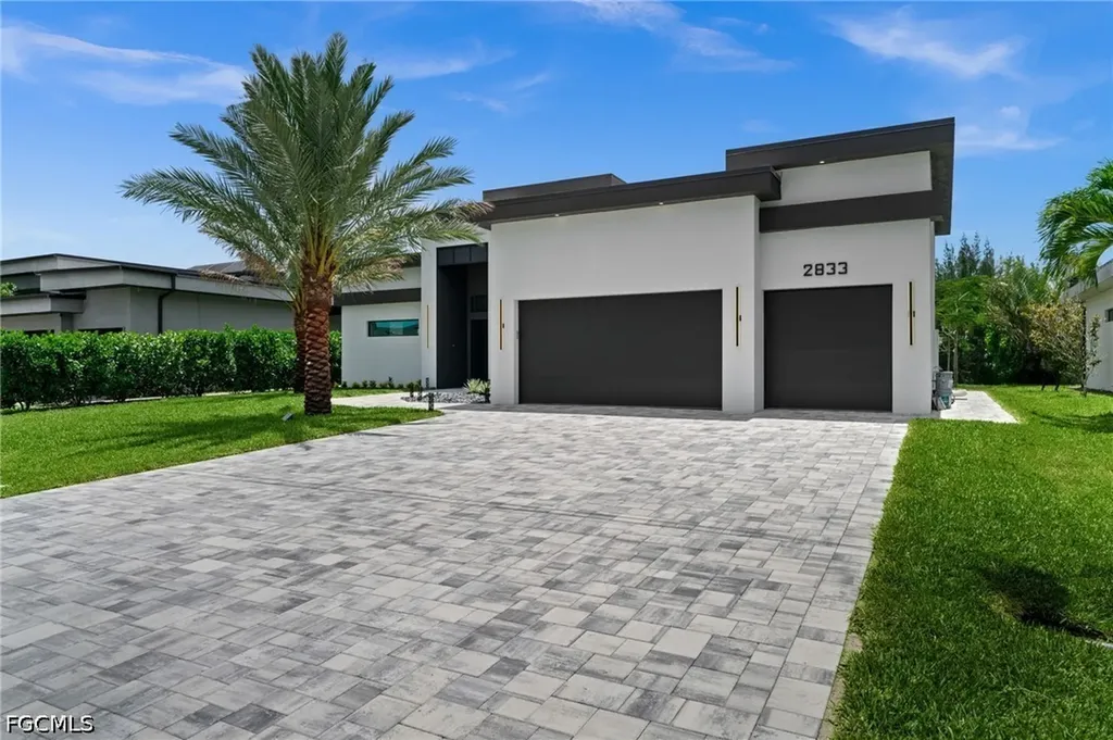 2833 SW 17th Place Cape Coral FL 33914