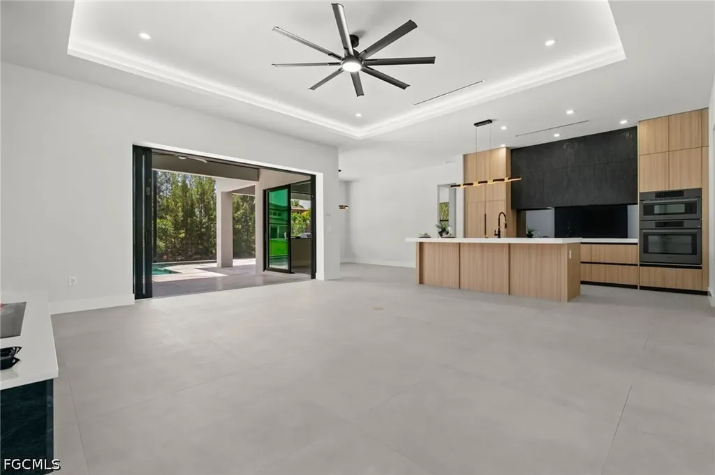 2833 SW 17th Place Cape Coral FL 33914