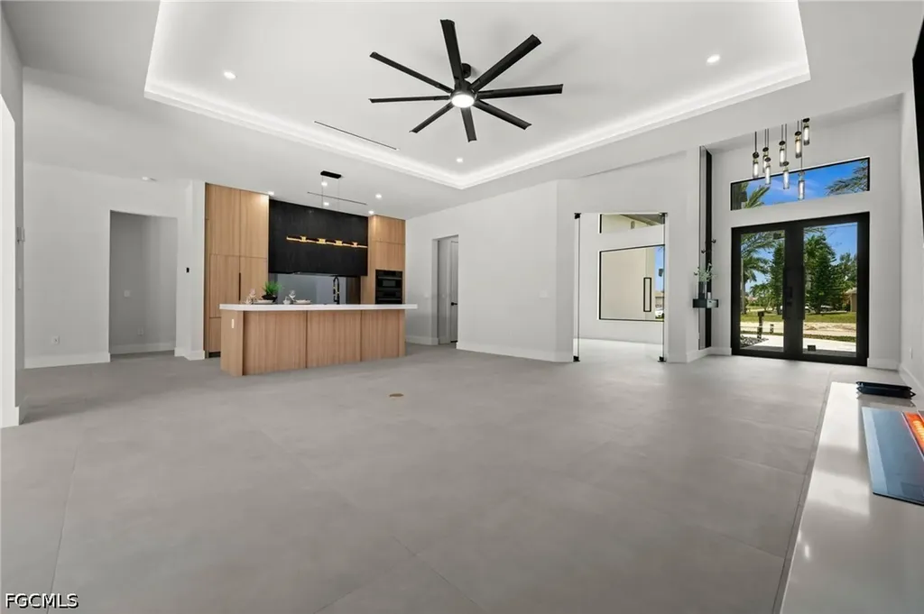 2833 SW 17th Place Cape Coral FL 33914