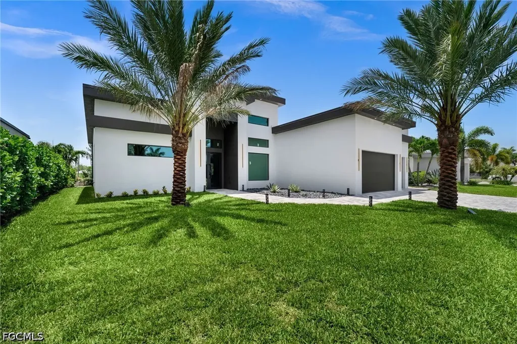 2833 SW 17th Place Cape Coral FL 33914