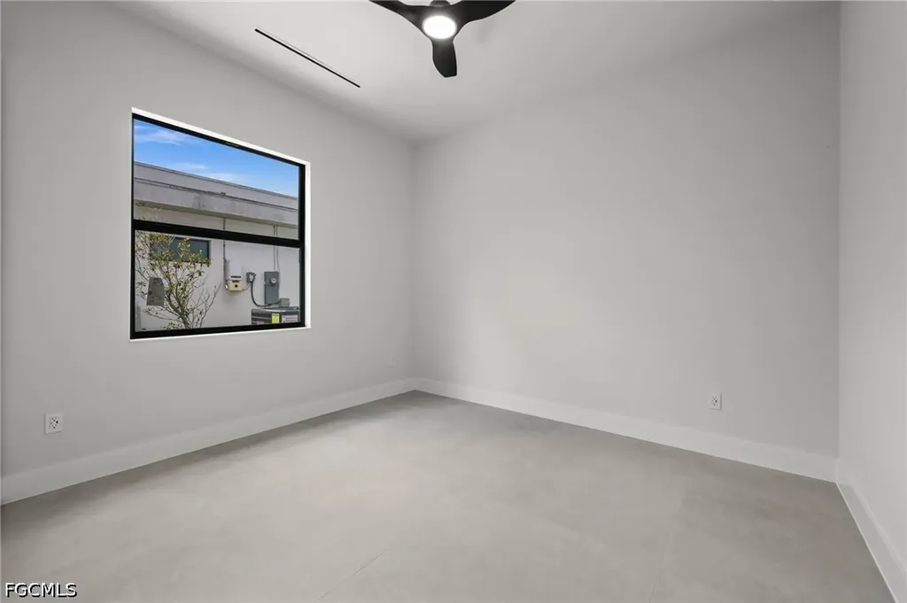 2833 SW 17th Place Cape Coral FL 33914