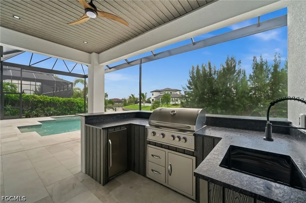 2833 SW 17th Place Cape Coral FL 33914