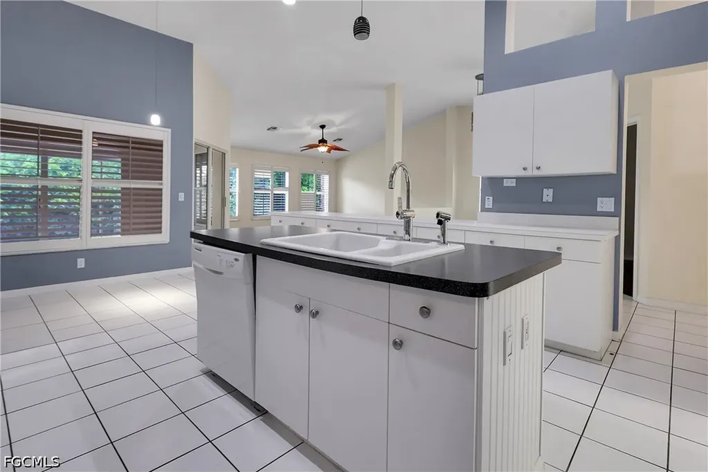 22203 Seashore Circle Estero FL 33928