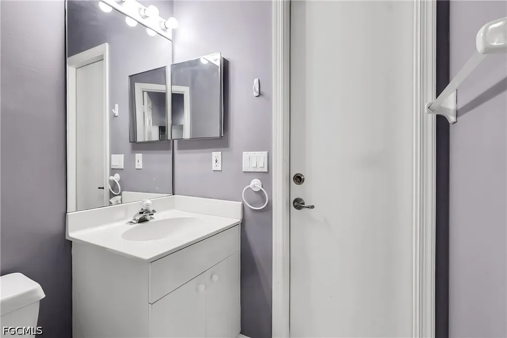 22203 Seashore Circle Estero FL 33928