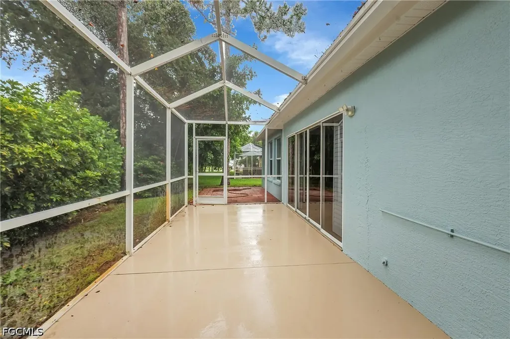 22203 Seashore Circle Estero FL 33928
