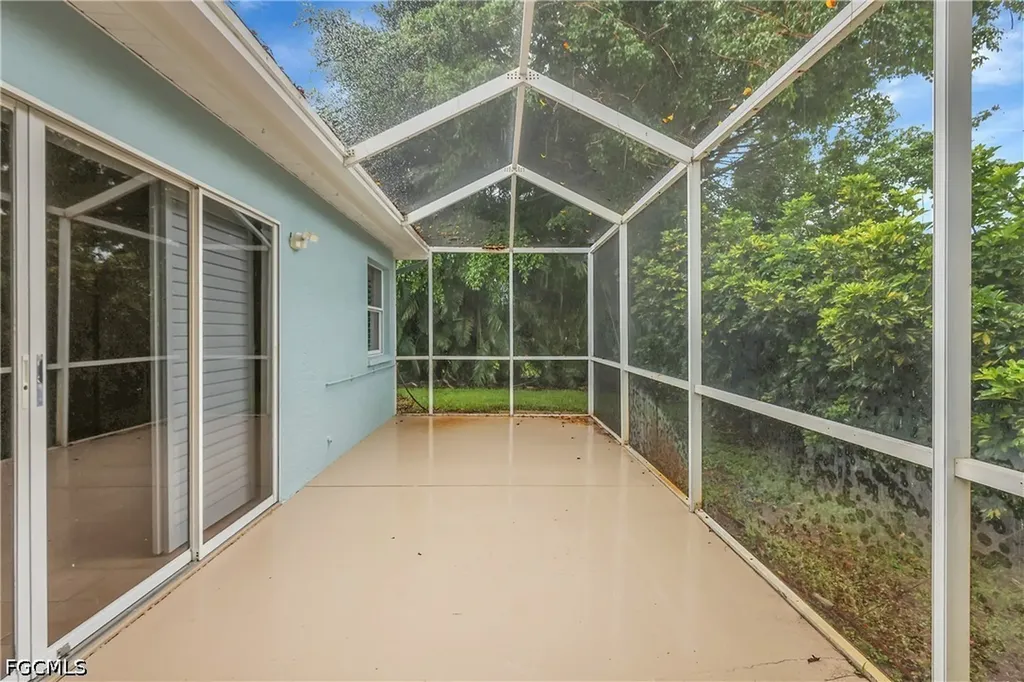 22203 Seashore Circle Estero FL 33928