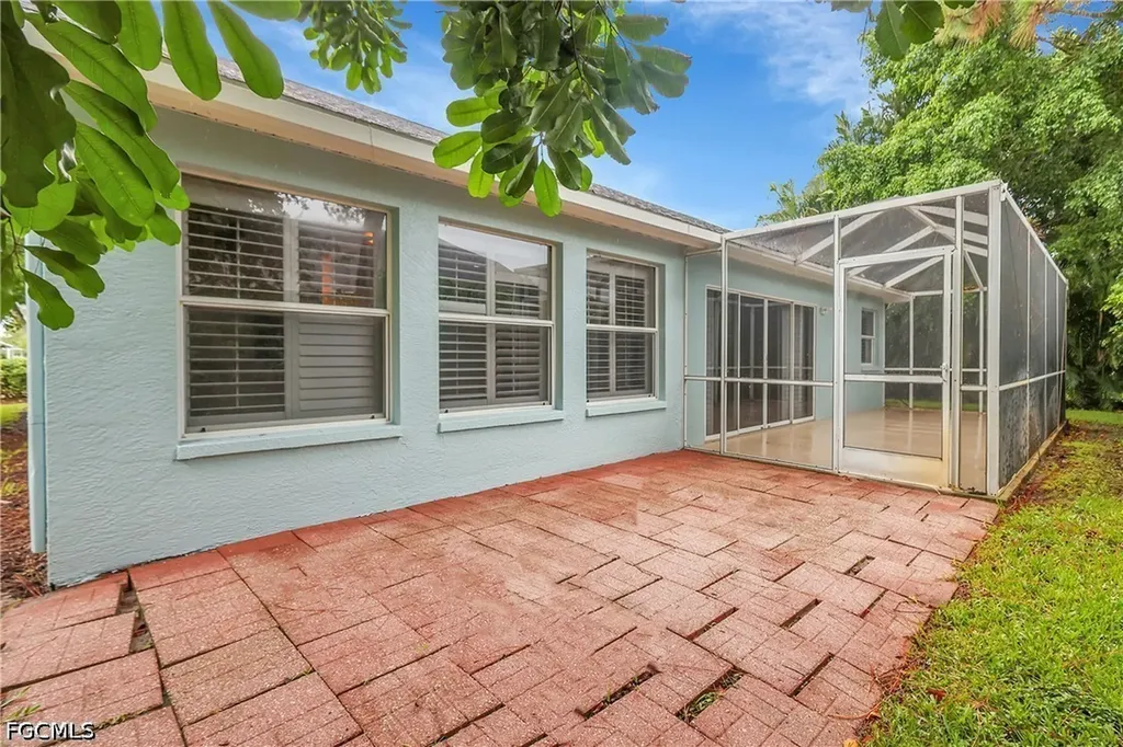 22203 Seashore Circle Estero FL 33928