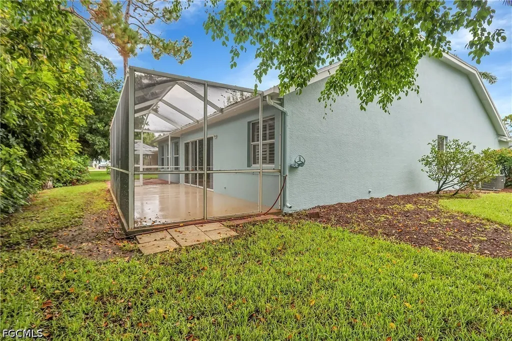 22203 Seashore Circle Estero FL 33928