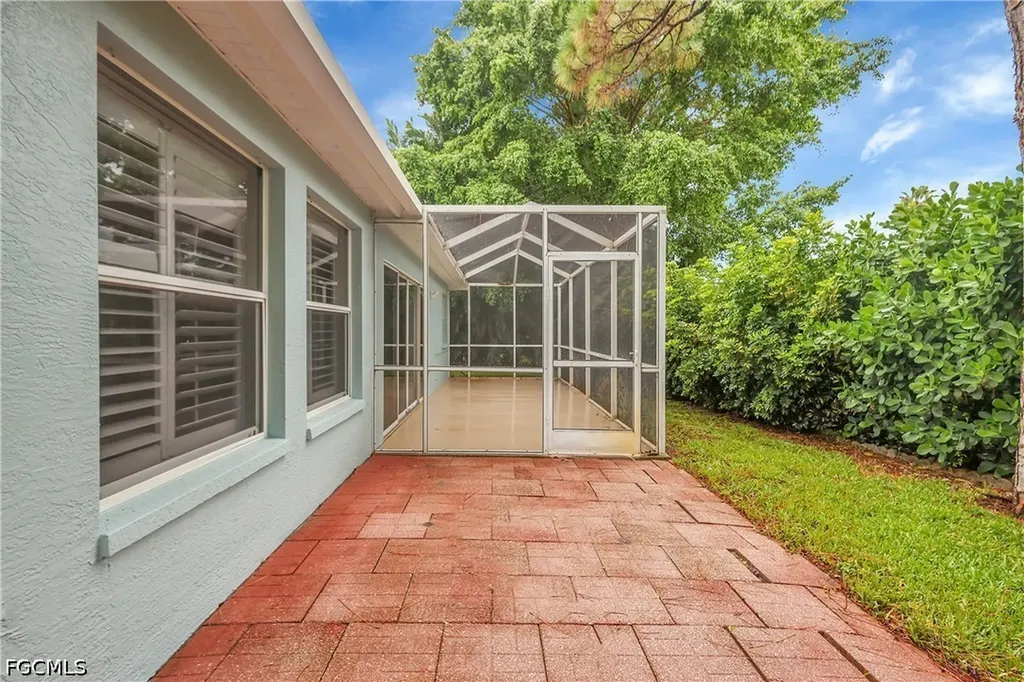 22203 Seashore Circle Estero FL 33928