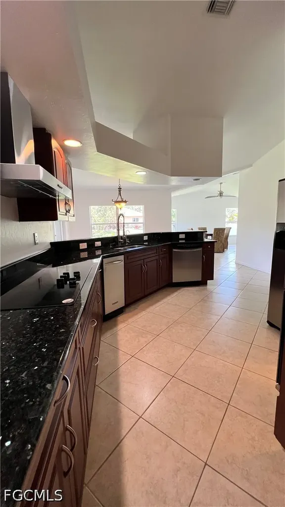 2712 5th Street W Lehigh Acres FL 33971