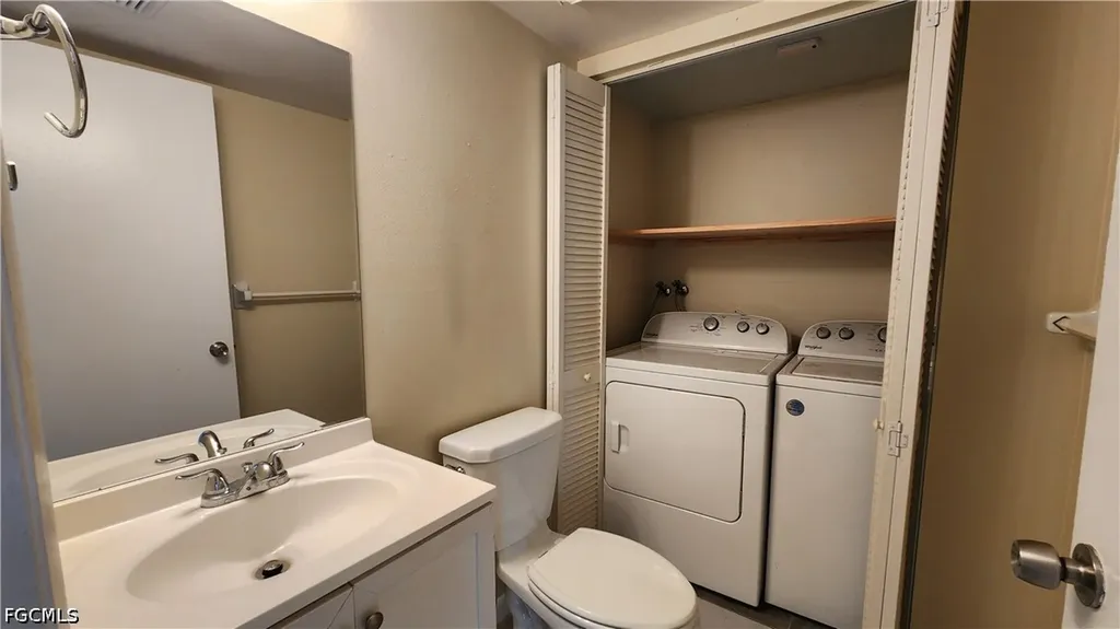 3277 Royal Canadian Trace Fort Myers FL 33907