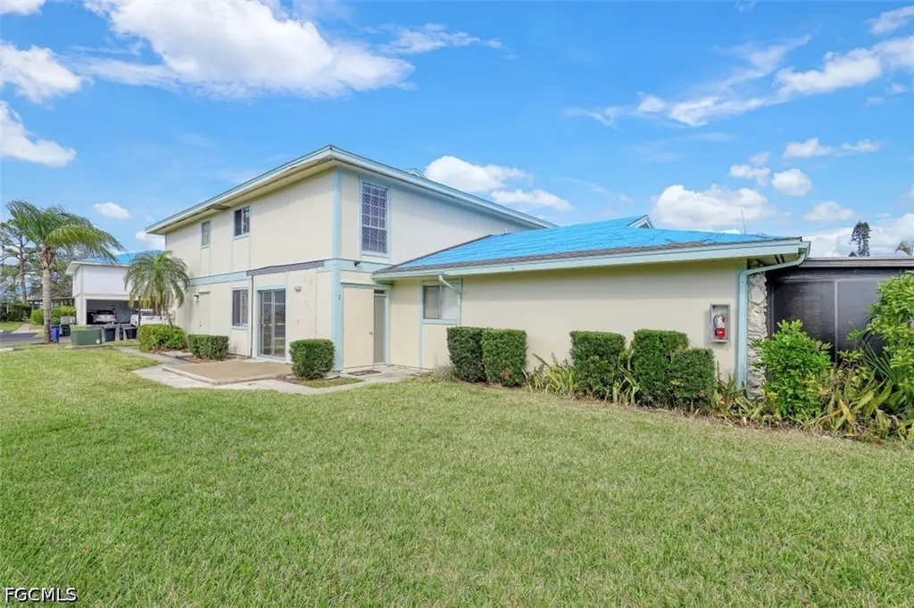 3277 Royal Canadian Trace Fort Myers FL 33907