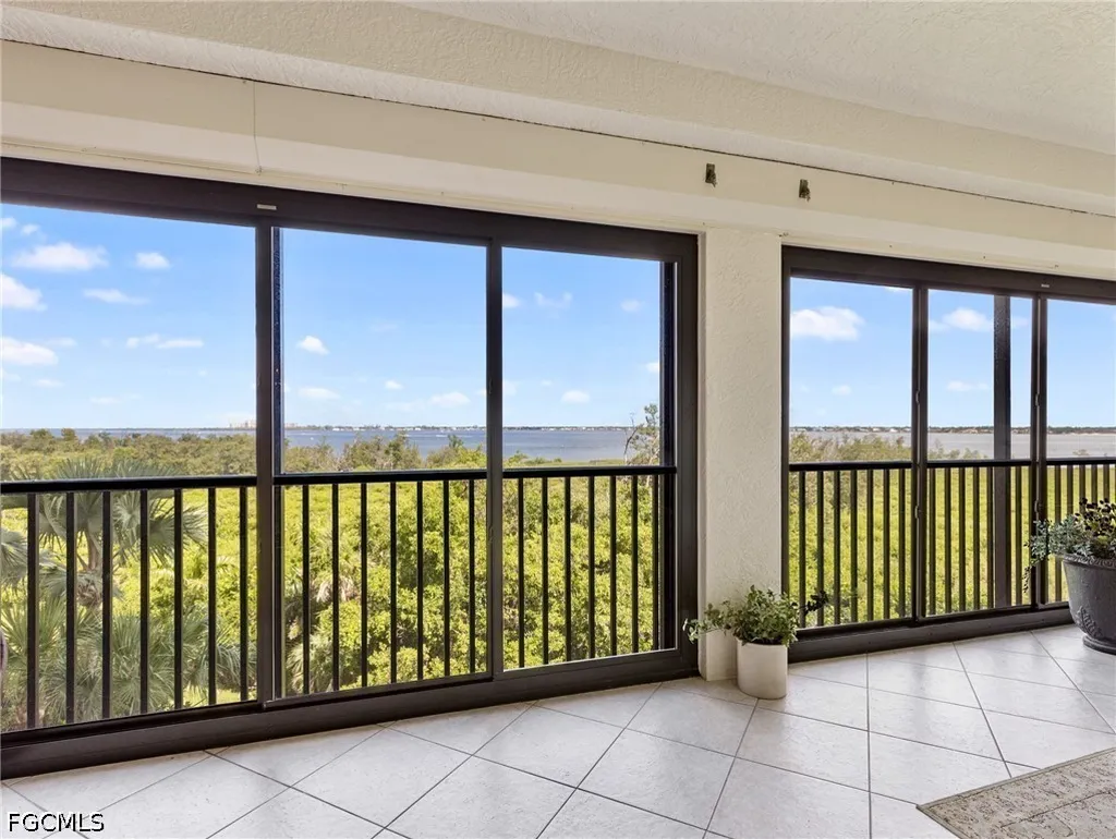 11620 Court Of Palms Fort Myers FL 33908