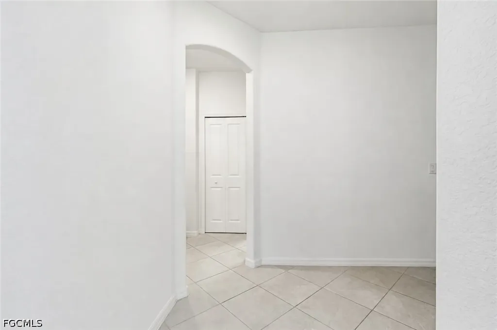 1648 Alameda Drive Naples FL 34120