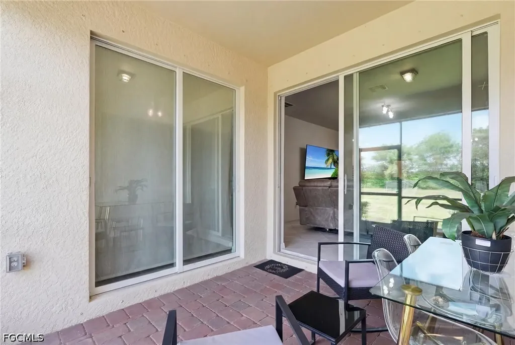 1648 Alameda Drive Naples FL 34120