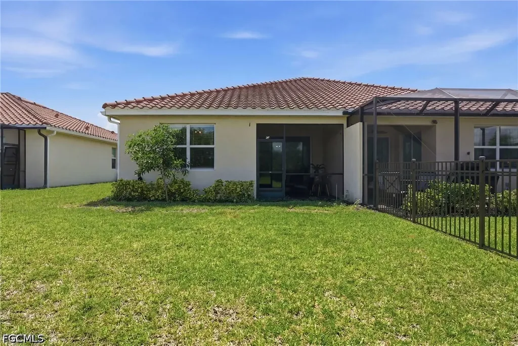1648 Alameda Drive Naples FL 34120