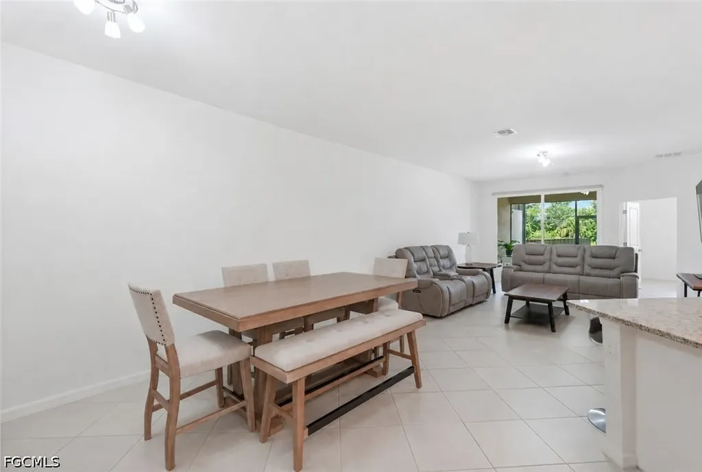 1648 Alameda Drive Naples FL 34120