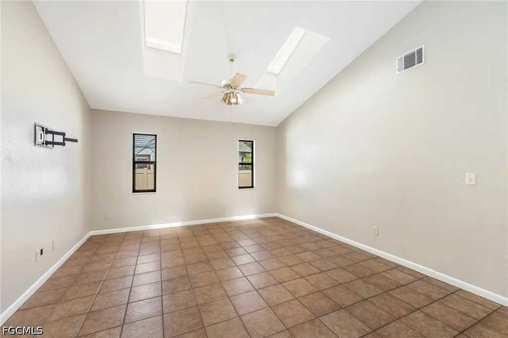 9166 King Road E Fort Myers FL 33967