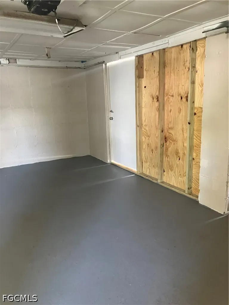 2009 Maravilla Circle Fort Myers FL 33901