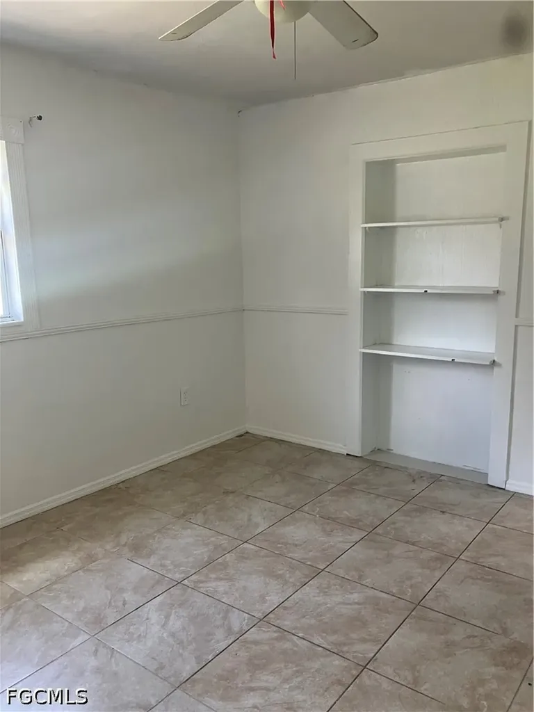 2009 Maravilla Circle Fort Myers FL 33901