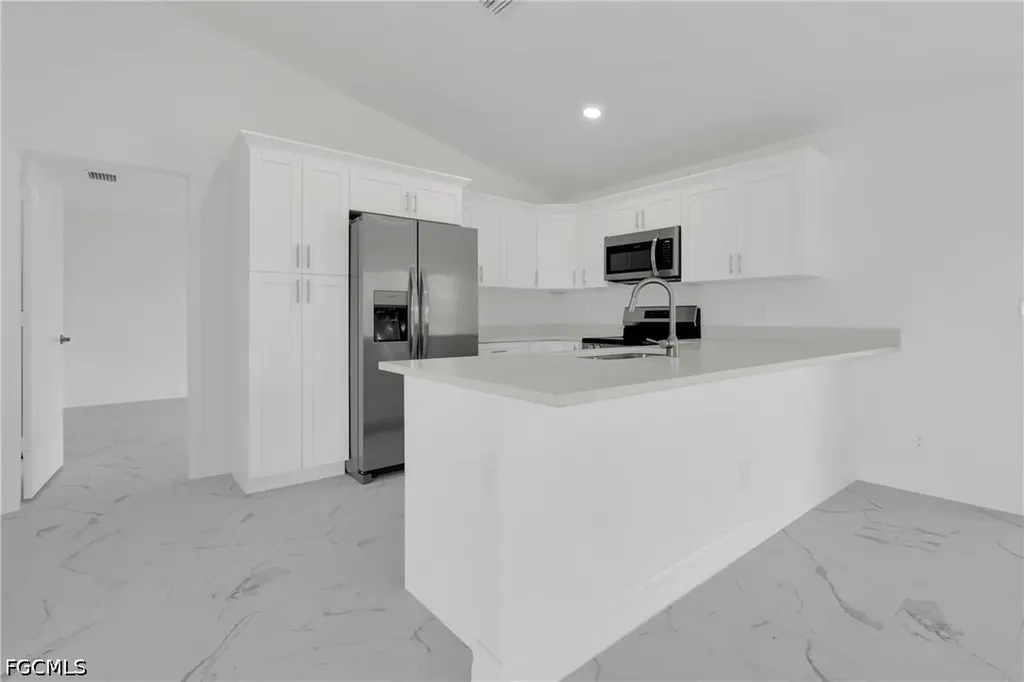 1157 NW 7th Avenue Cape Coral FL 33993