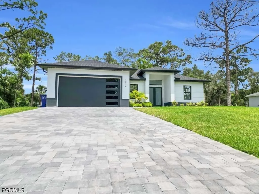 1914 Sunniland Boulevard Lehigh Acres FL 33971