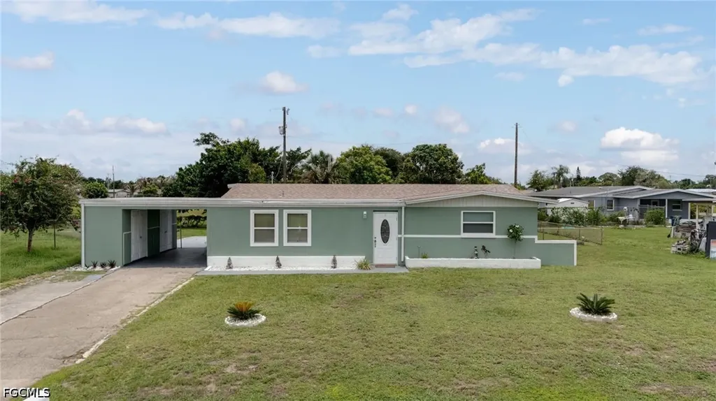 102 Oleander Road Lehigh Acres FL 33936