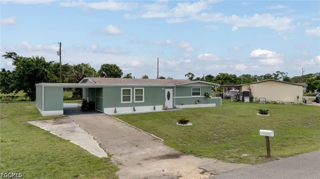 102 Oleander Road Lehigh Acres FL 33936