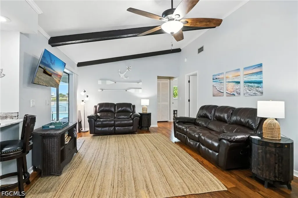 28 SE 12th Avenue Cape Coral FL 33990