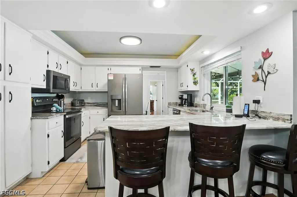 28 SE 12th Avenue Cape Coral FL 33990