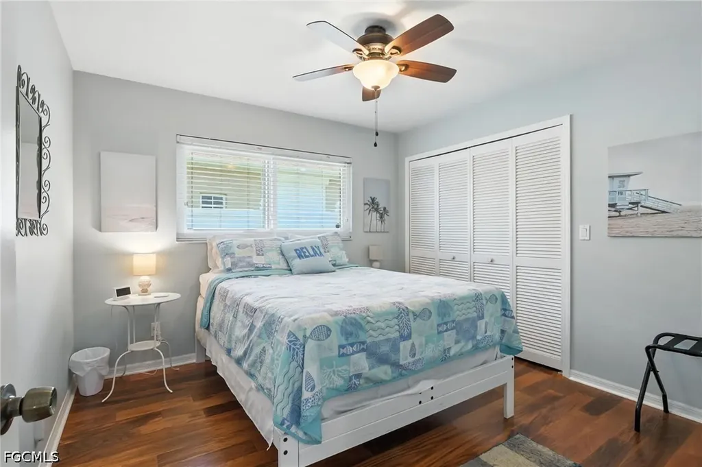 28 SE 12th Avenue Cape Coral FL 33990