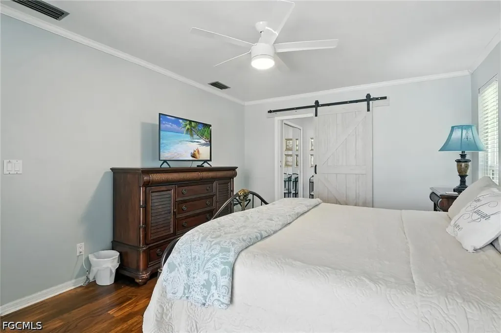 28 SE 12th Avenue Cape Coral FL 33990