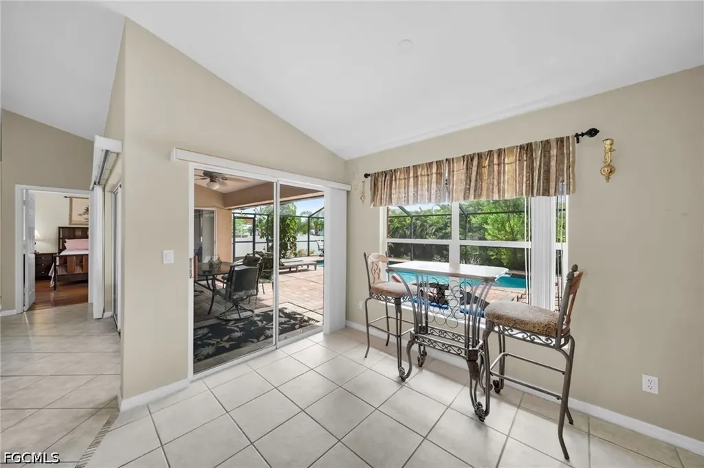 3505 Surfside Boulevard Cape Coral FL 33914