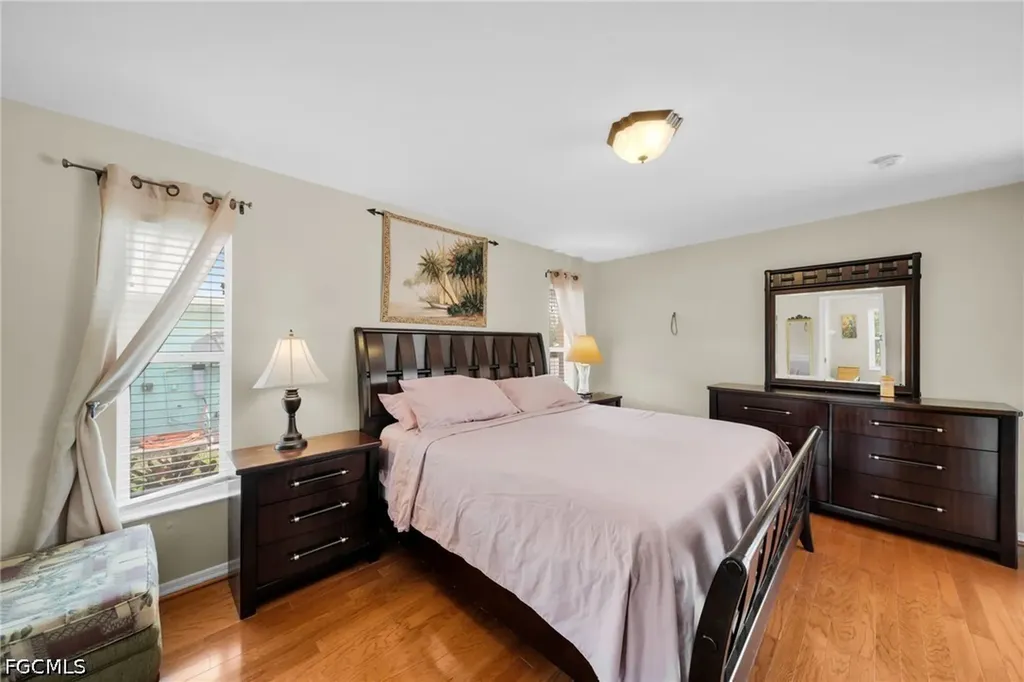 3505 Surfside Boulevard Cape Coral FL 33914
