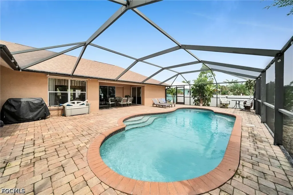 3505 Surfside Boulevard Cape Coral FL 33914