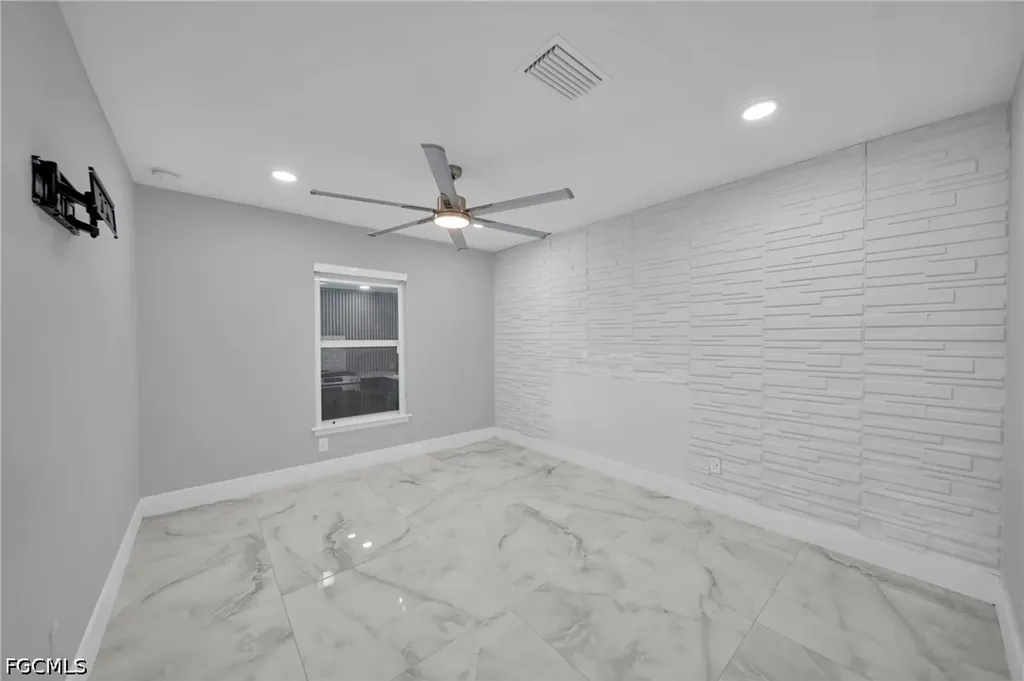 3095 NW 4th Place Cape Coral FL 33993