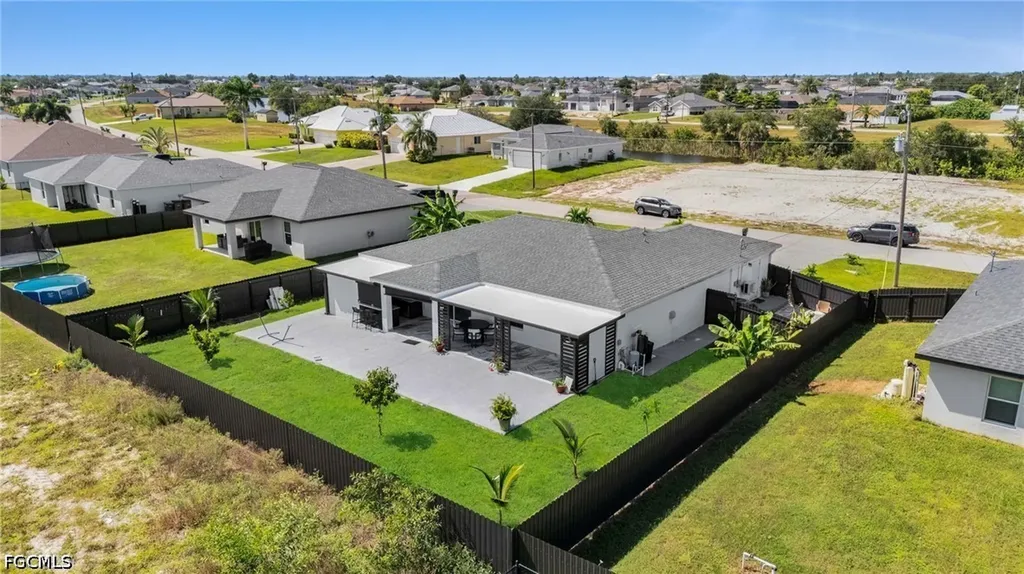 3095 NW 4th Place Cape Coral FL 33993