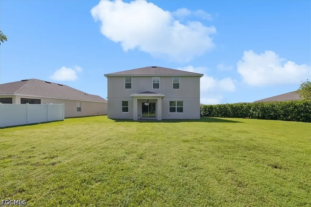 2703 Loreto Court Cape Coral FL 33909