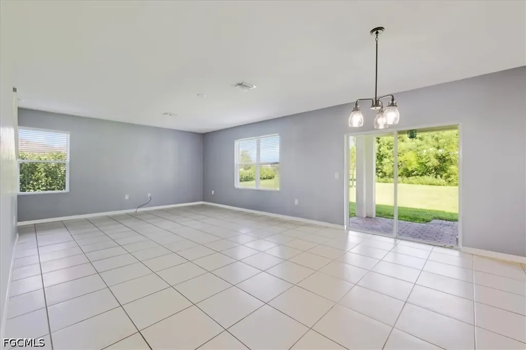 2703 Loreto Court Cape Coral FL 33909